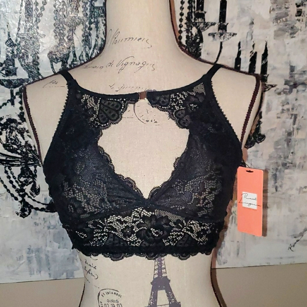 Keyhole bralette size medium